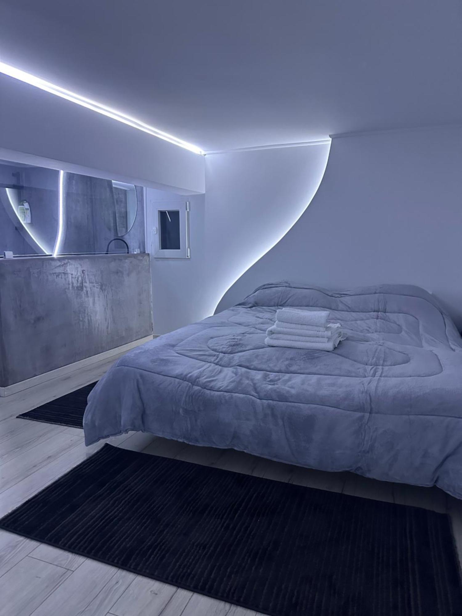 Raphael'S Suites Skg Thessalonique Extérieur photo